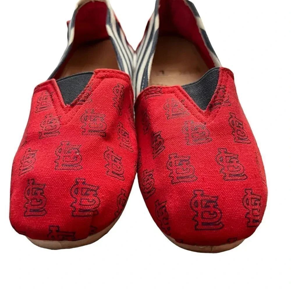 St. Louis Cardinals Women's Canvas Stripe Shoes‎ Size Large (9-10)